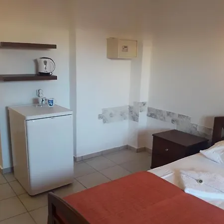 Bed & Breakfast Aquamar Beach Paralia Kourna